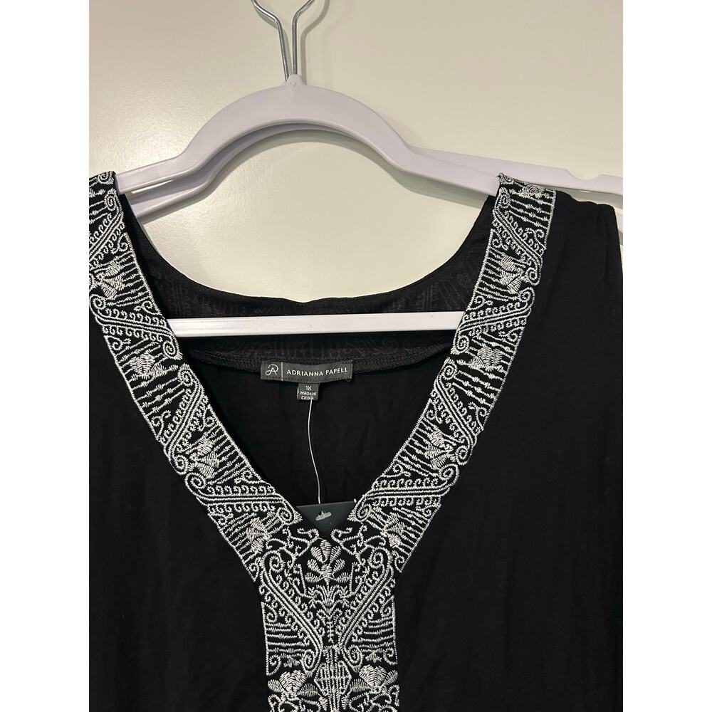 Adrianna Papell Black White NWT Sleeveless Embroidered Front Size 1X AD1S300277 - Picture 2 of 7
